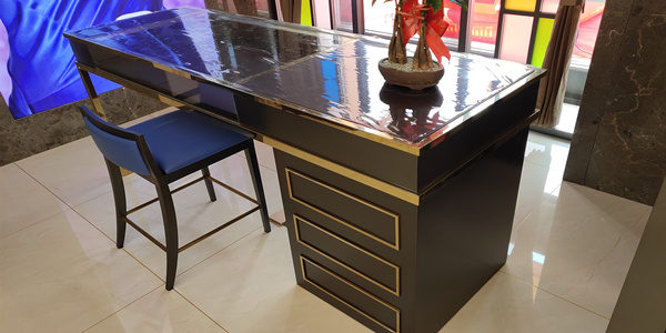 鑲邊鈦金不銹鋼辦公桌